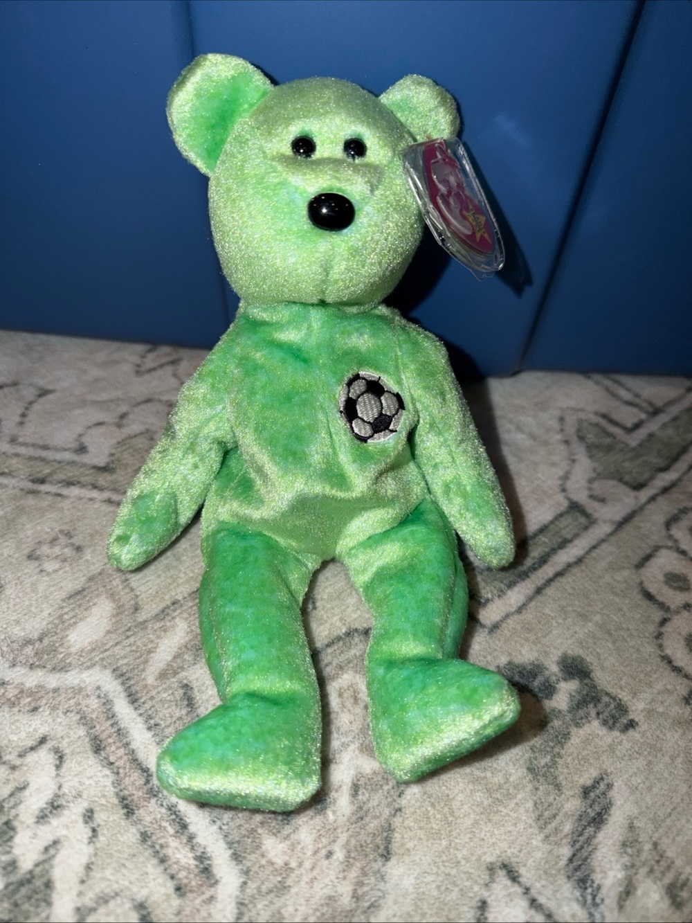 Ty beanie baby -Kicks- Green Plush Bear with Embroidered Soccer Ball